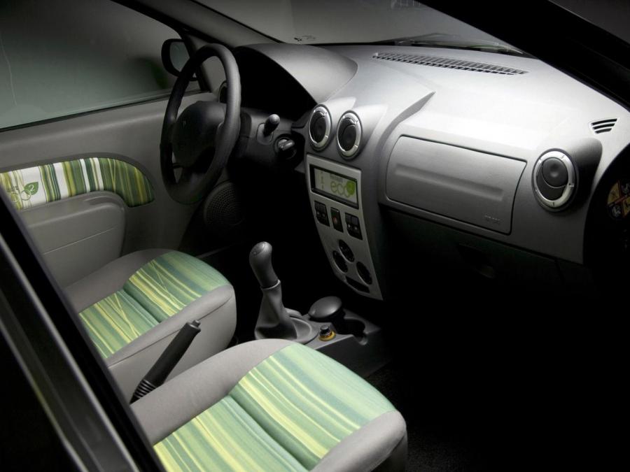  Renault Logan ECO2 Concept 2007 года  (фото 17 из 17)